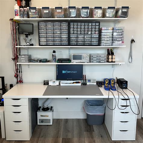electronics lab bench